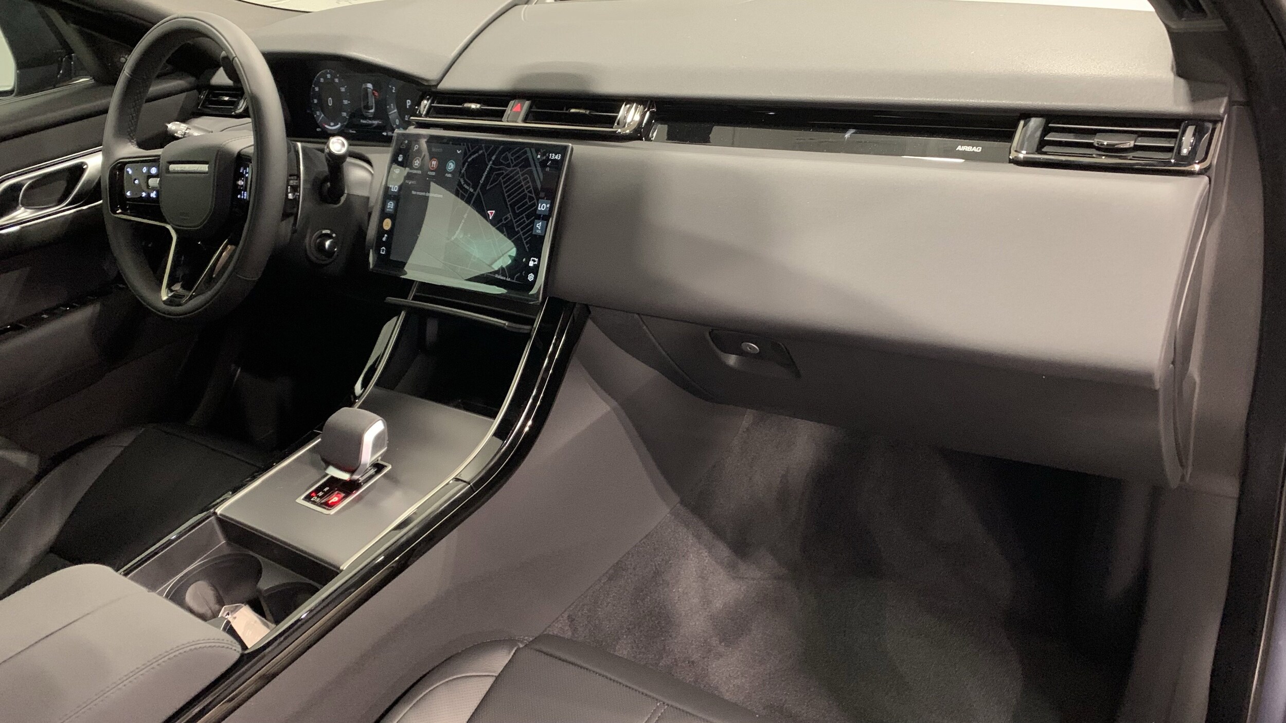2026 Land Rover Range Rover Velar S photo 3