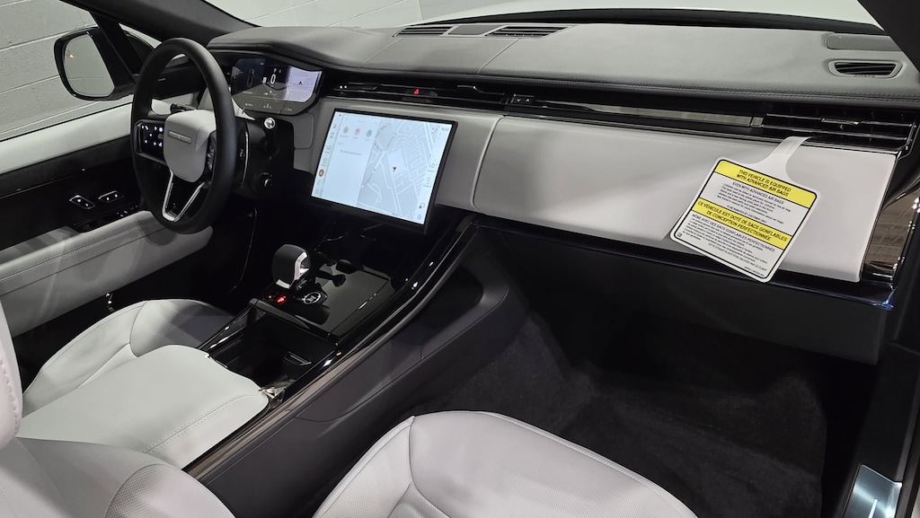 New 2025 Land Rover Range Rover Sport P360 SE SUV