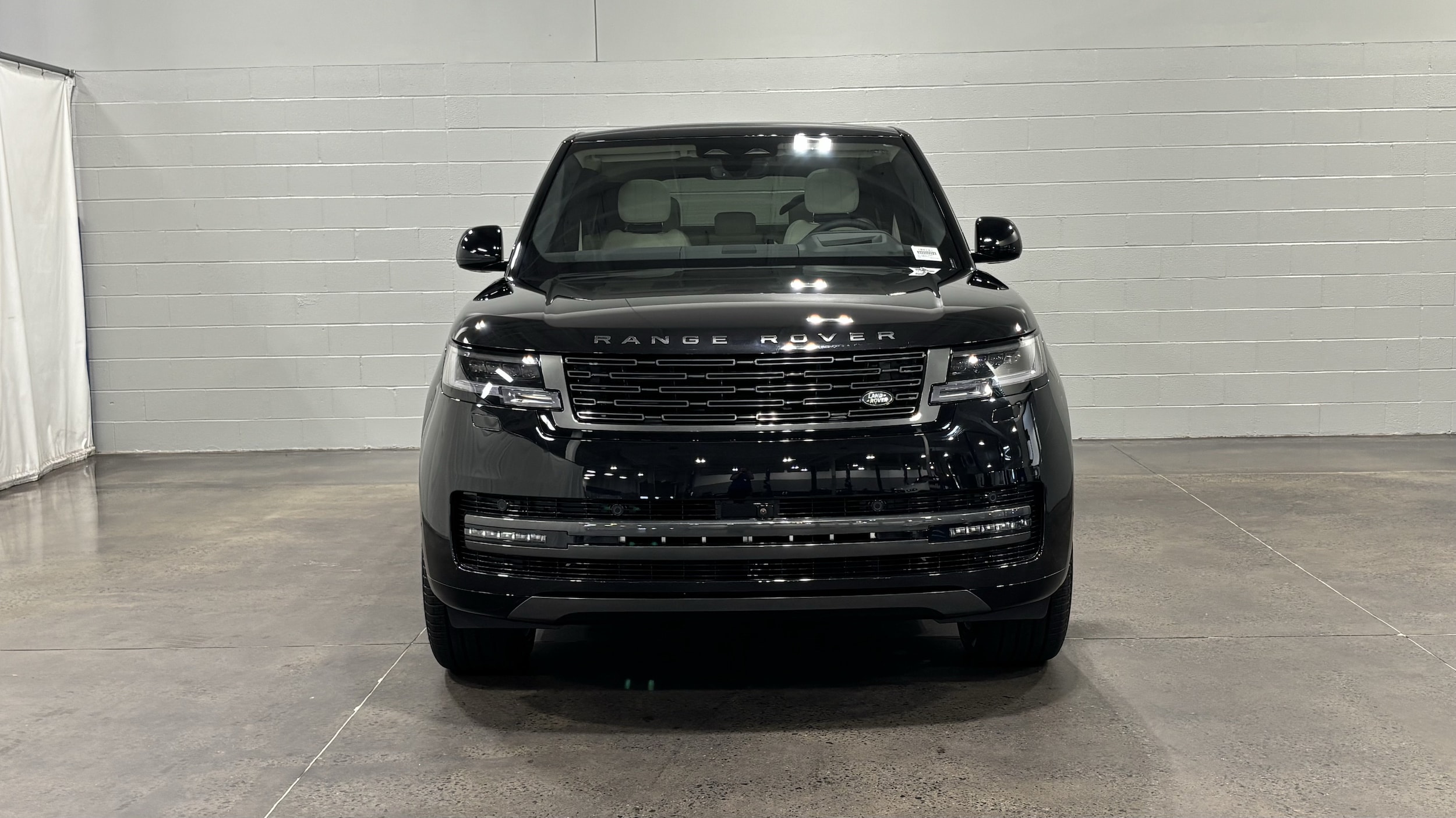 2026 Land Rover Range Rover SE