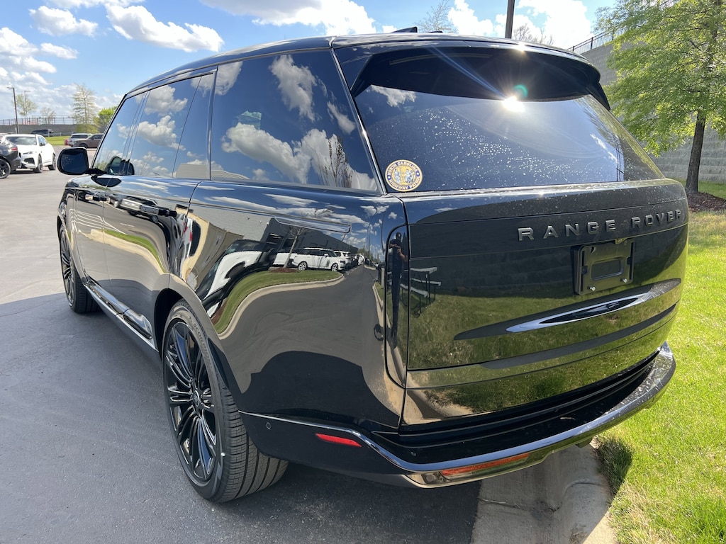 Used 2024 Land Rover Range Rover SE SUV
