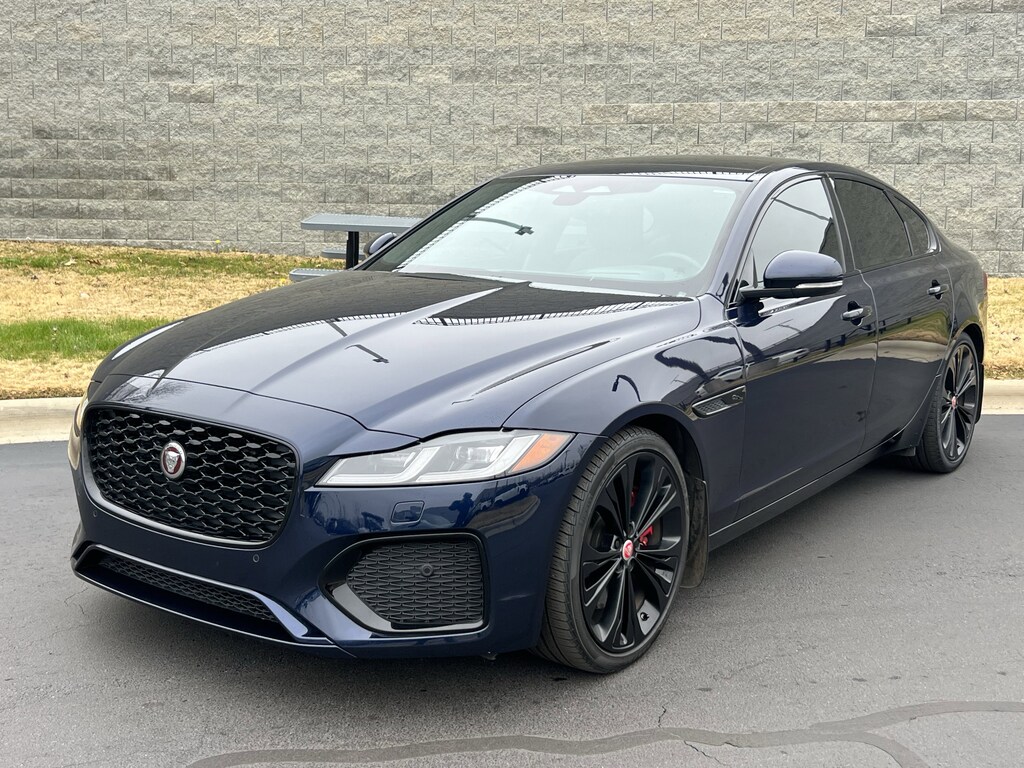Used 2022 Jaguar XF SE Sedan