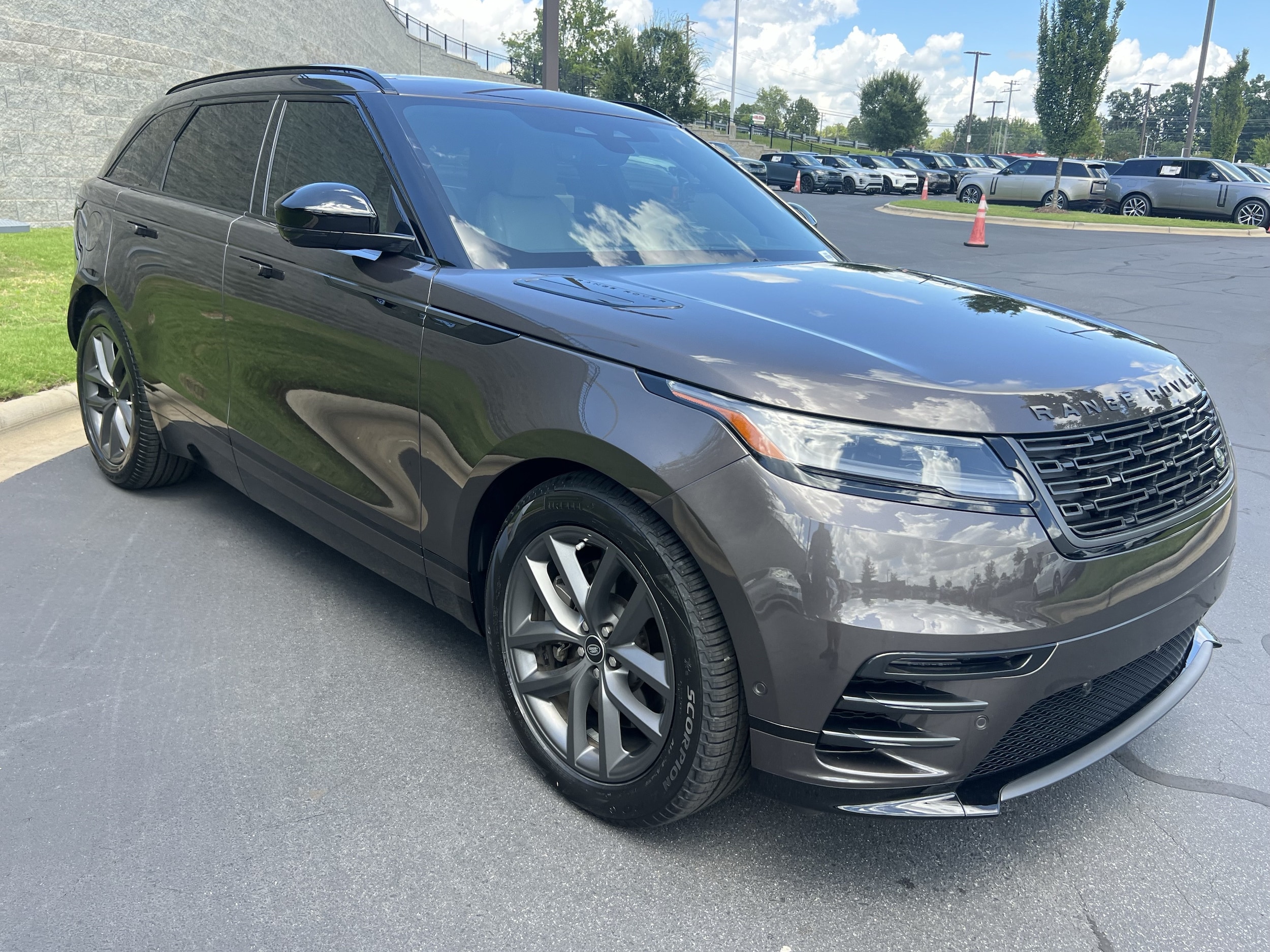 Land Rover Range Rover Velar Dynamic SE