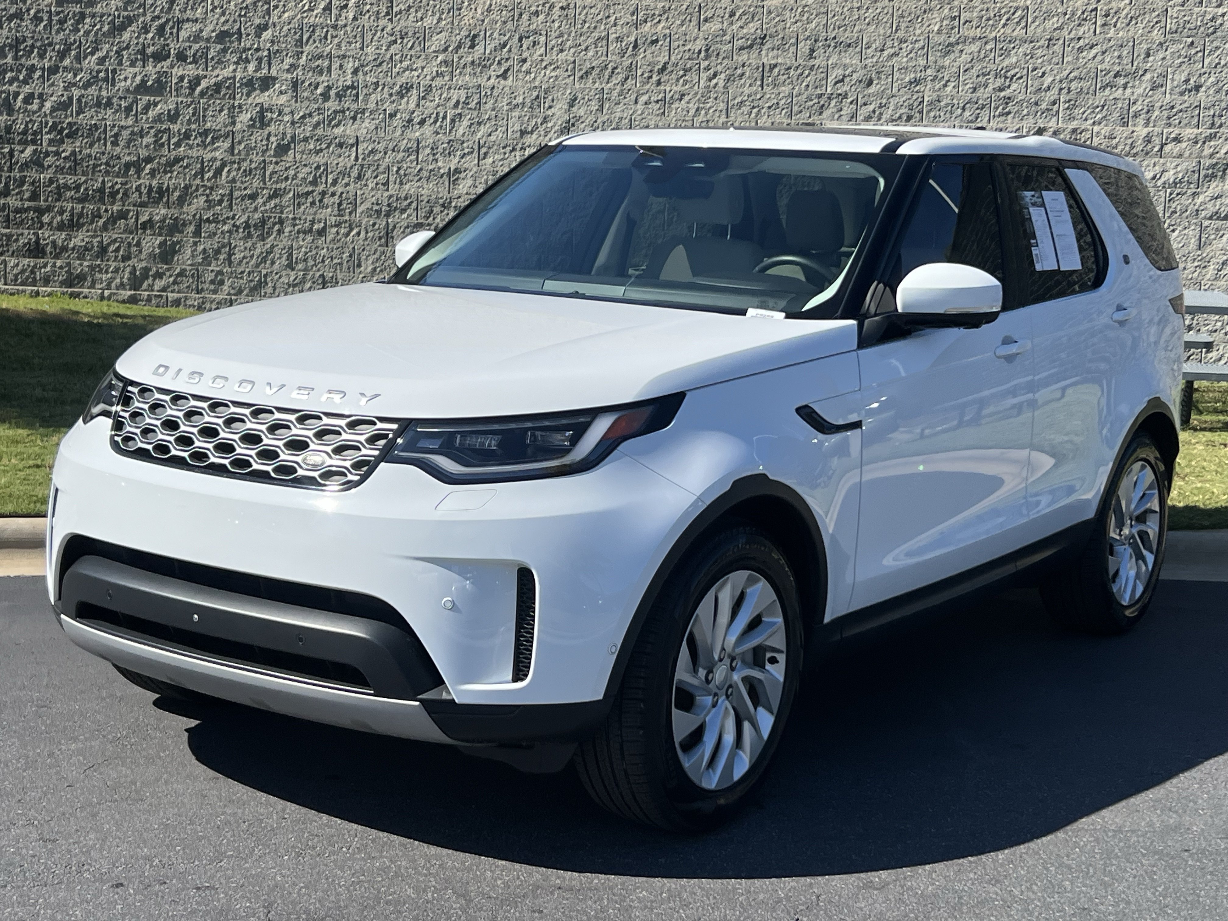 Certified 2023 Land Rover Discovery S SUV