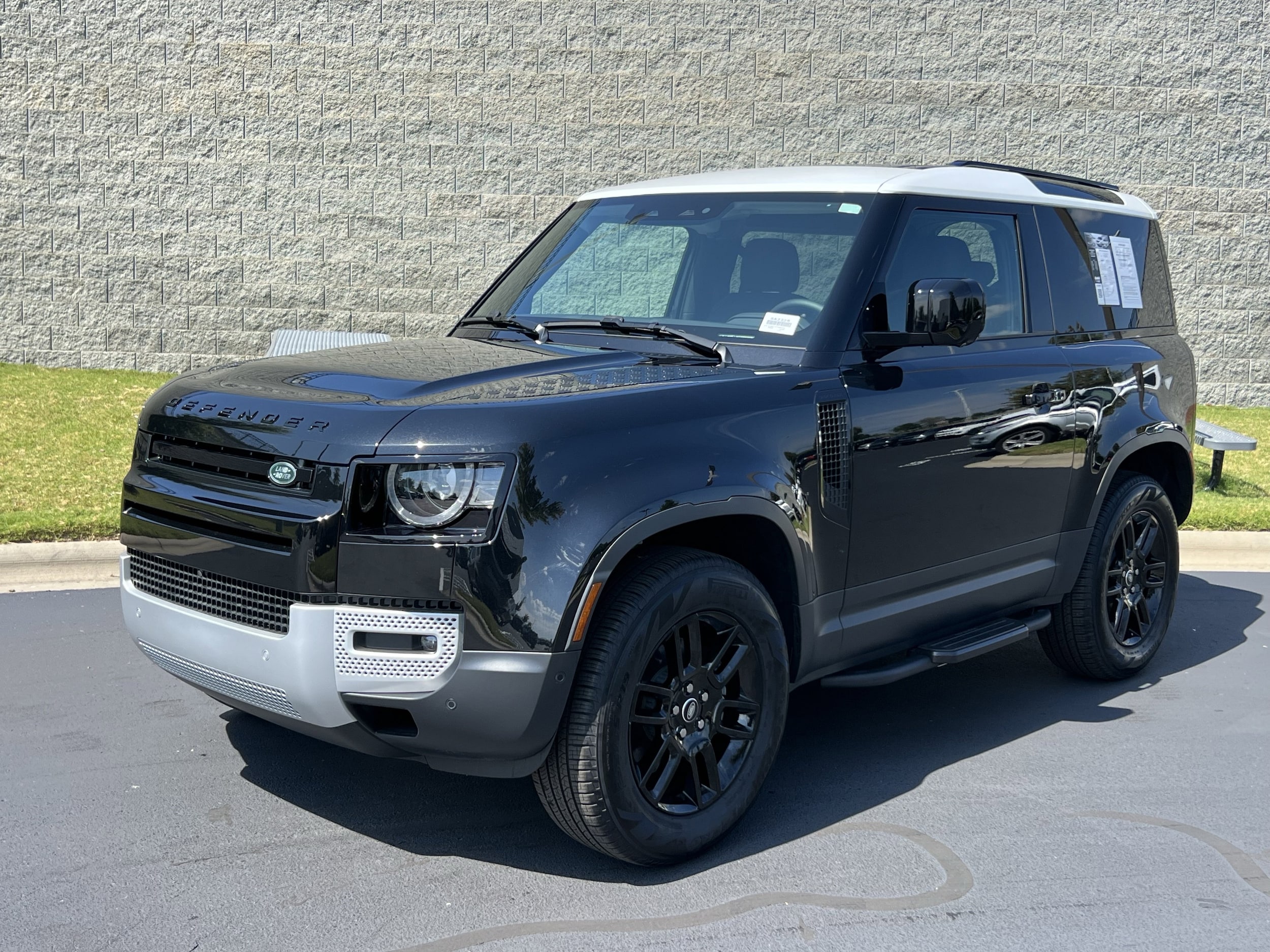 2025 Land Rover Defender