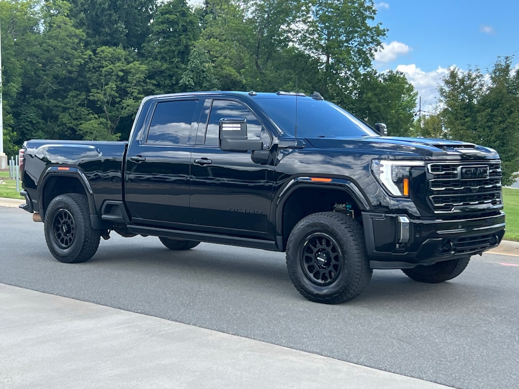 Used 2024 GMC Sierra 2500HD AT4 Pickup