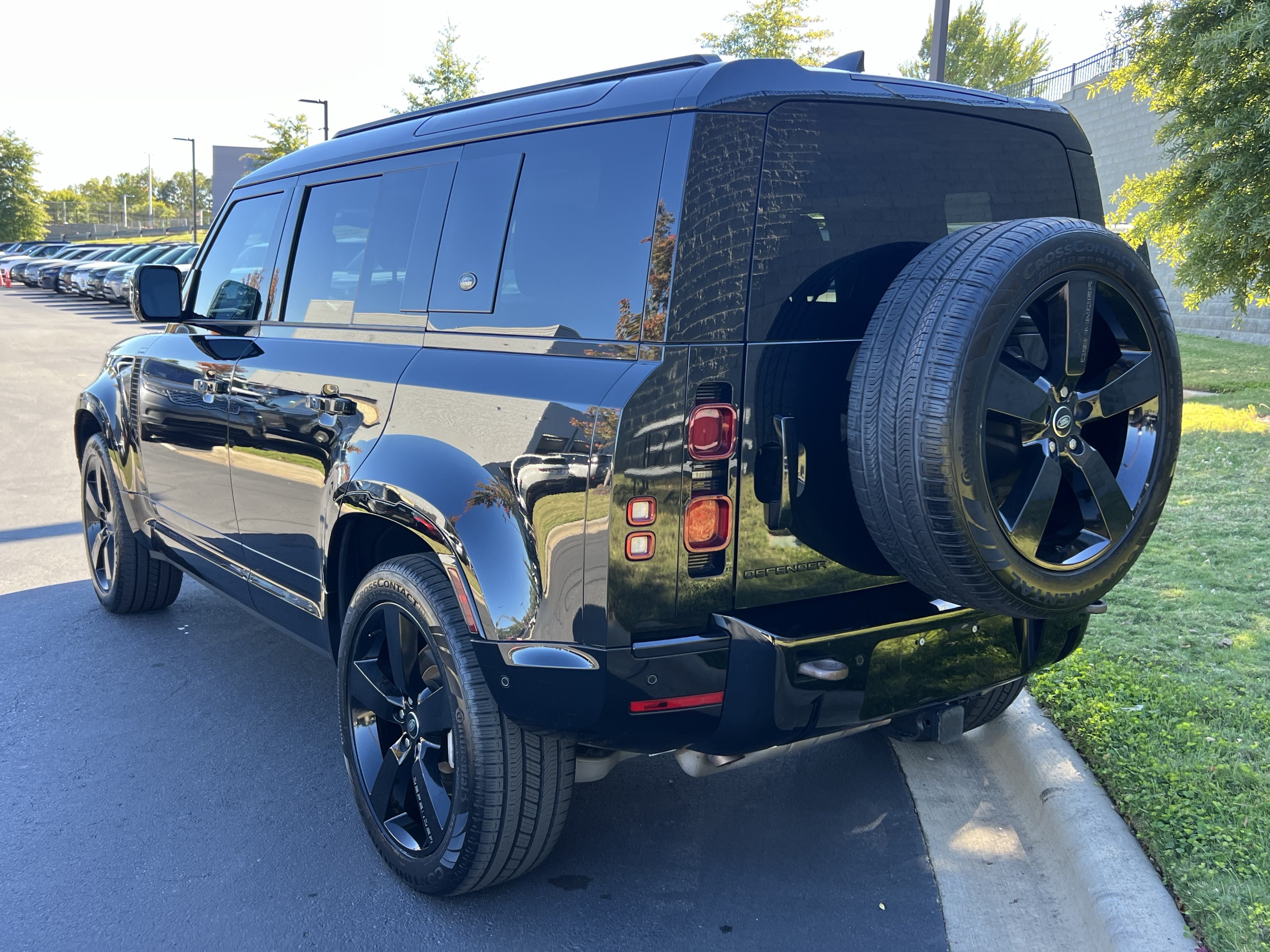 Certified 2024 Land Rover Defender X-Dynamic SE SUV