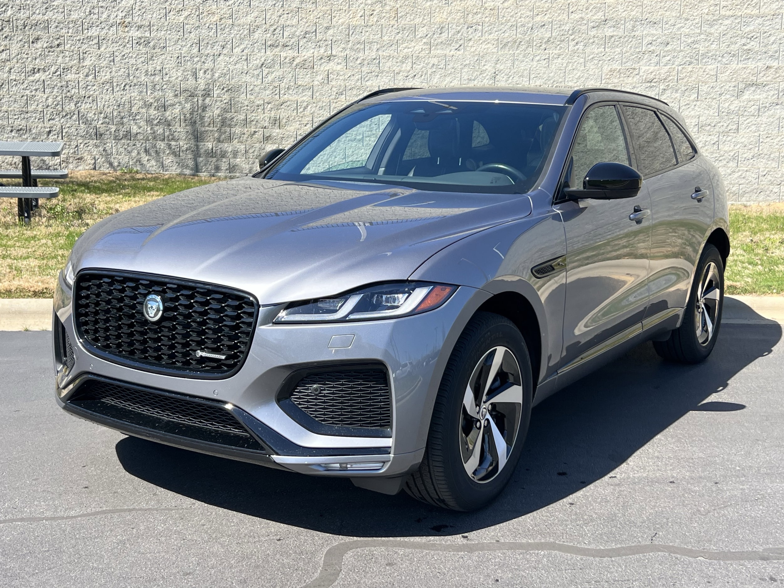 2025 Jaguar F-PACE R-Dynamic S