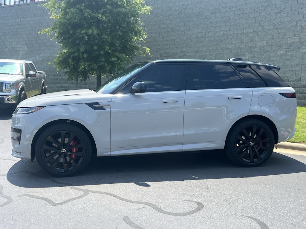 Used 2025 Land Rover Range Rover Sport Dynamic SE SUV