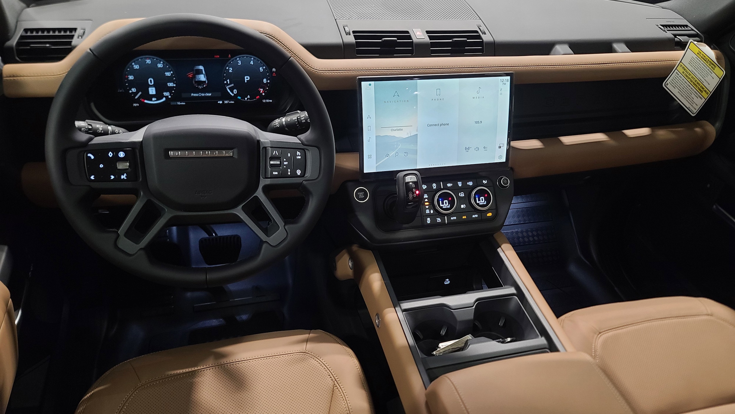 2026 Land Rover Defender X-Dynamic SE photo 4