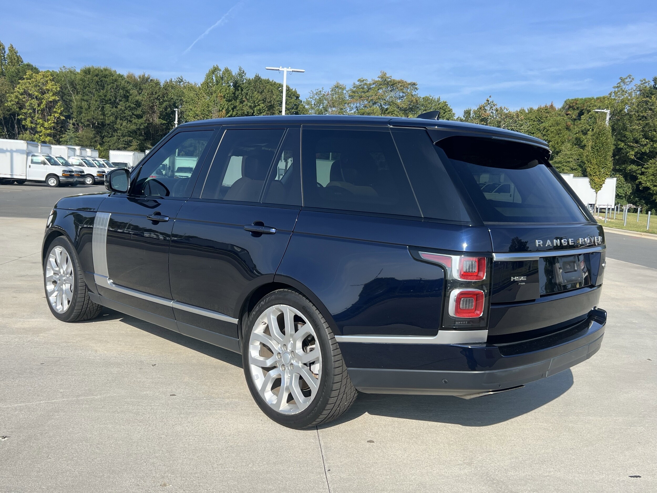 2020 Land Rover Range Rover HSE photo 3