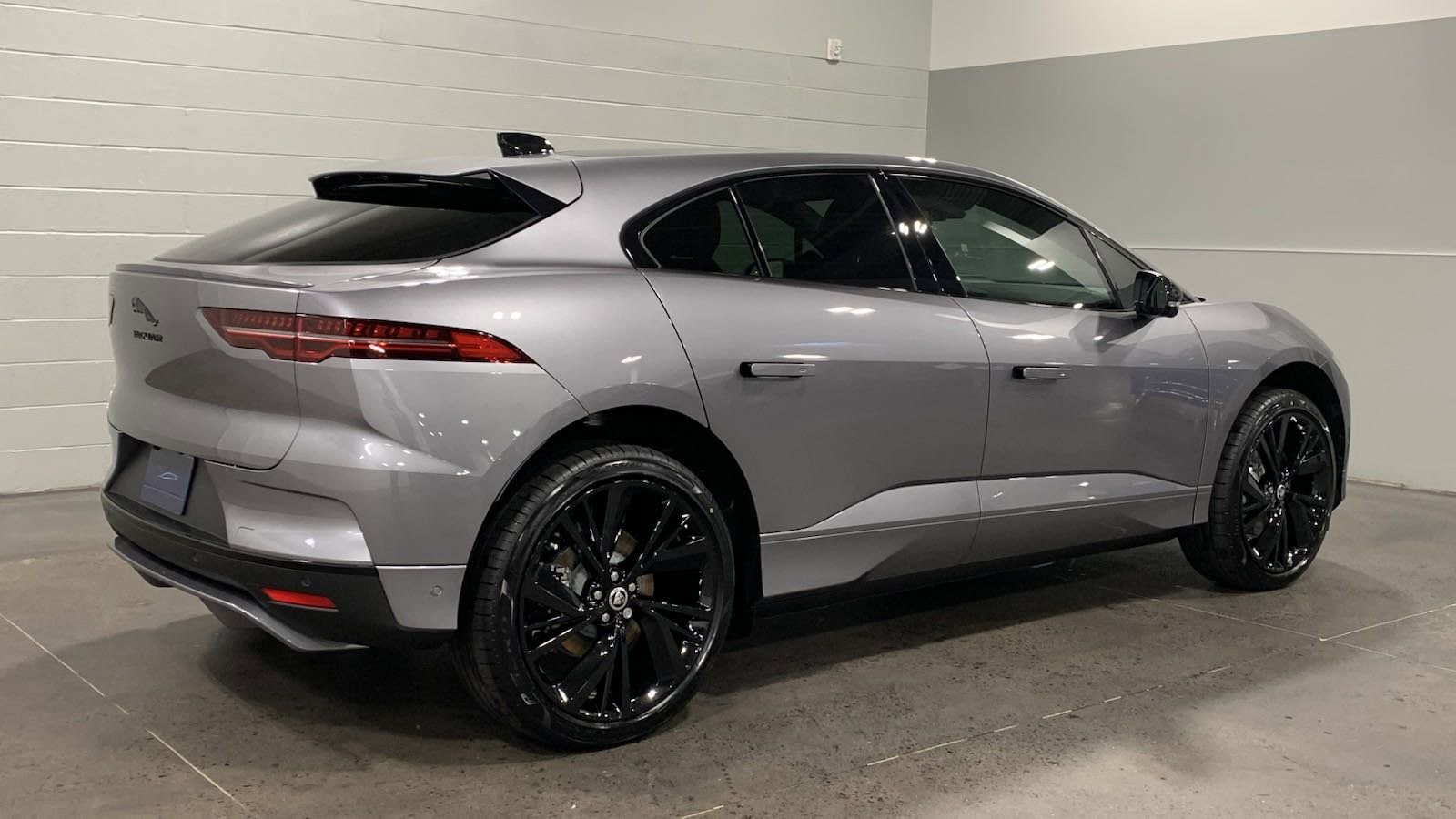 Used 2024 Jaguar I-PACE R-Dynamic HSE with VIN SADHM2S1XR1642231 for sale in Charlotte, NC