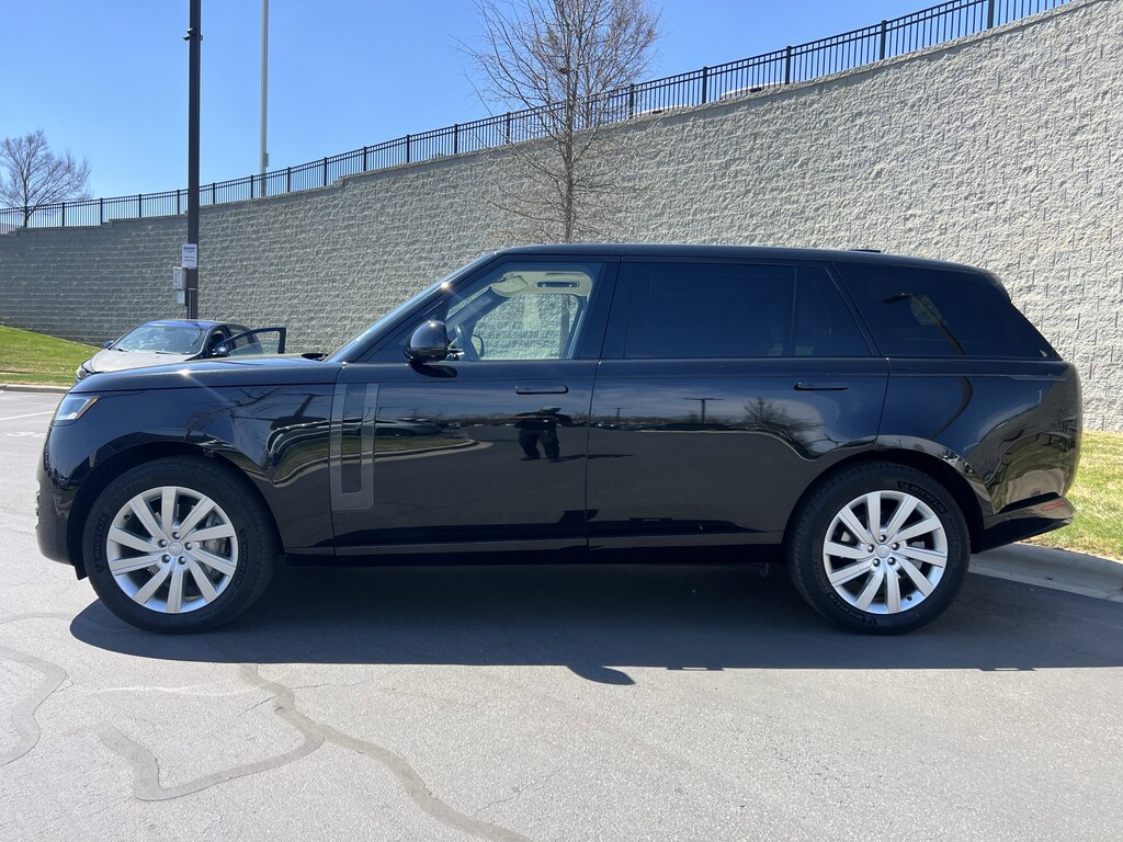 Used 2023 Land Rover Range Rover SE SUV