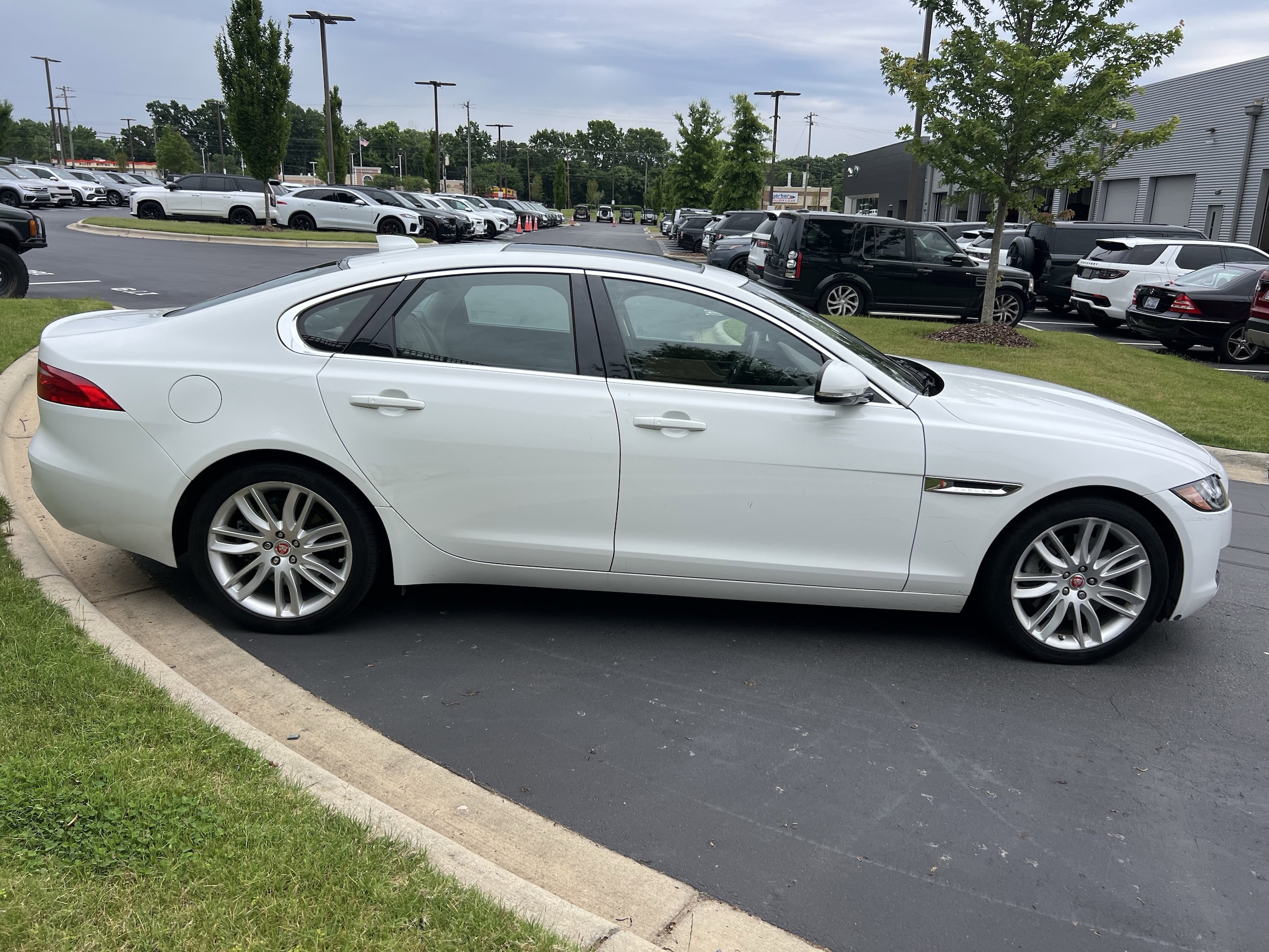 Jaguar XF 35t Prestige