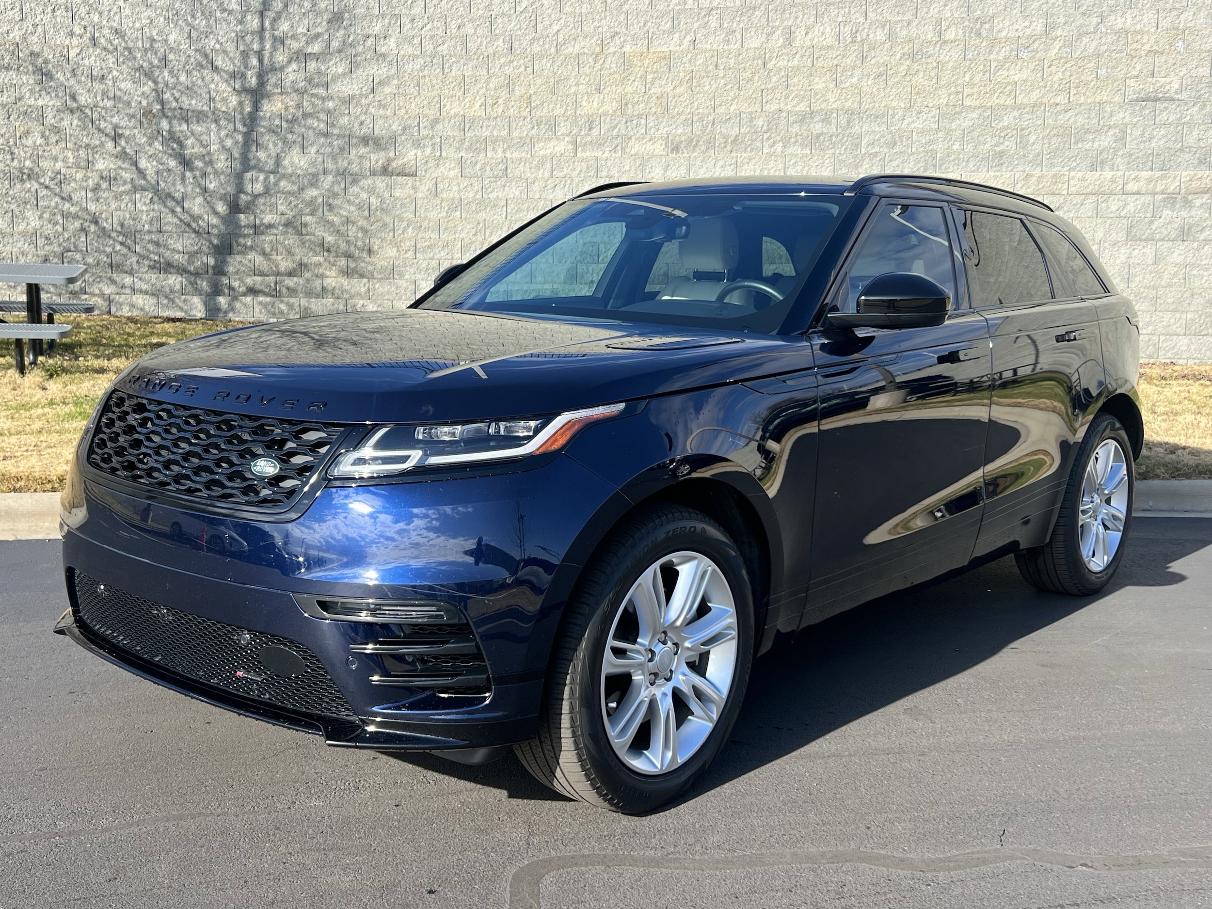 2022 Land Rover Range Rover Velar S's photo