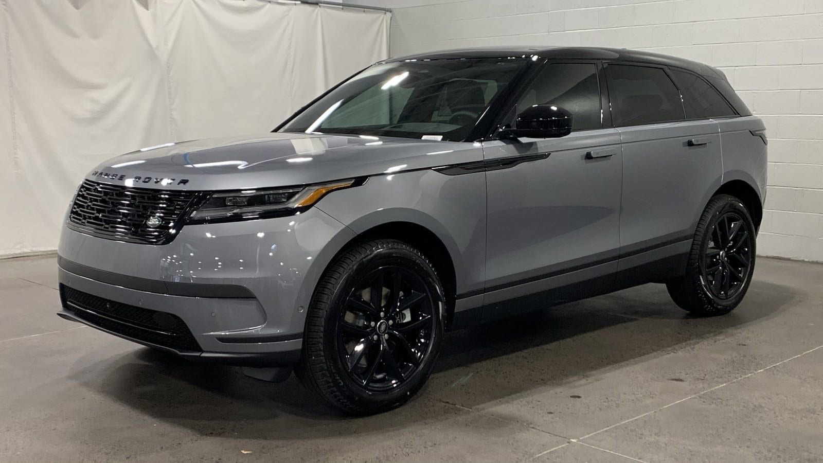 2025 Land Rover Range Rover Velar