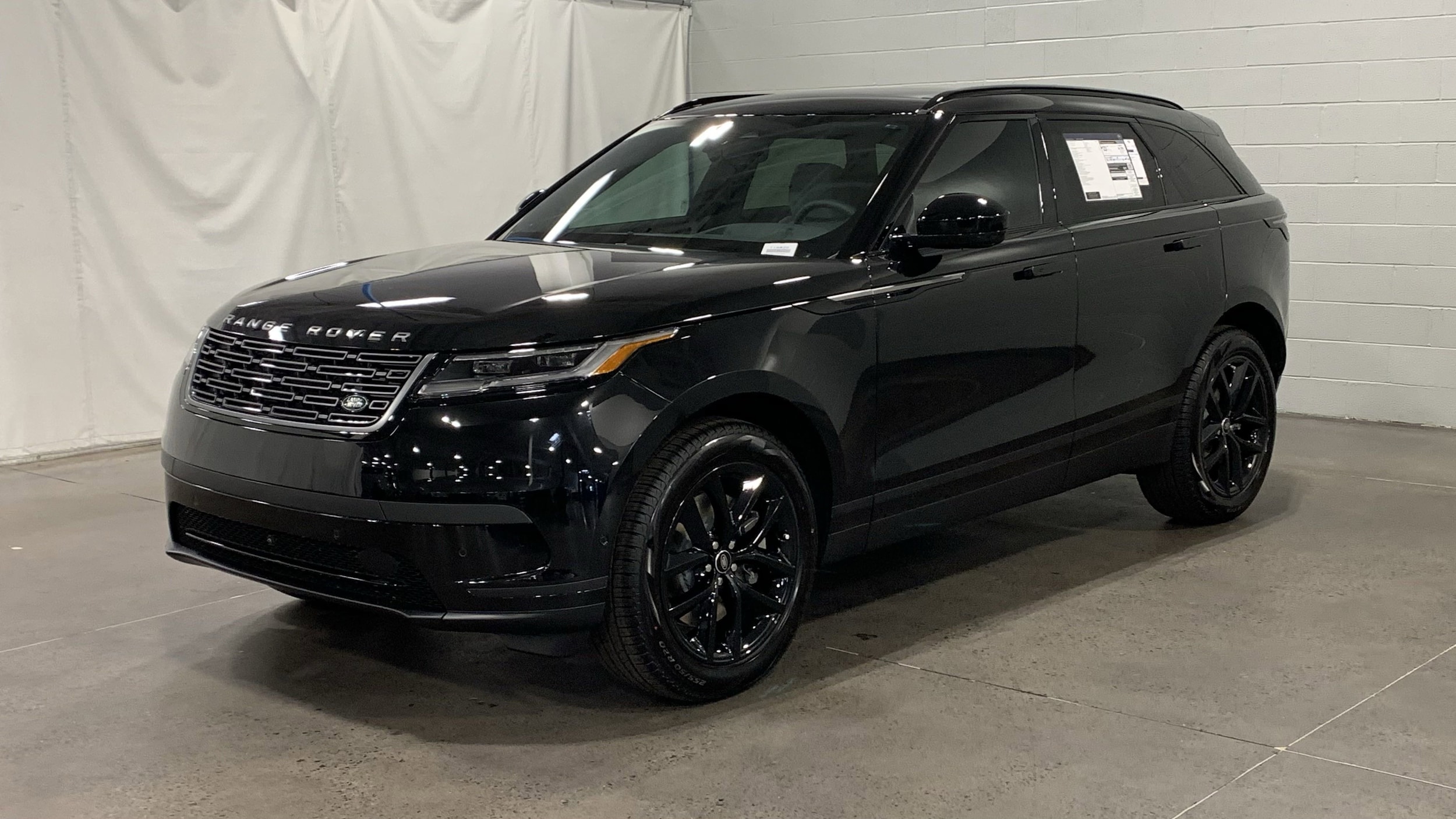2026 Land Rover Range Rover Velar