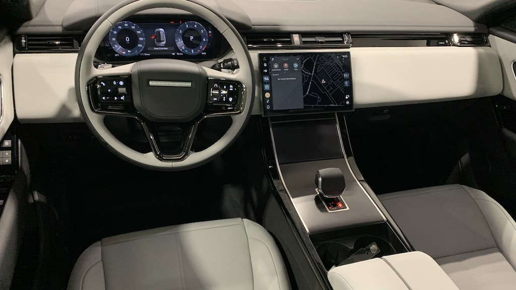 Used 2026 Land Rover Range Rover Velar Dynamic SE SUV