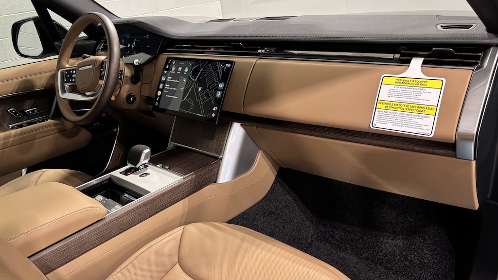 New 2026 Land Rover Range Rover SE LWB 7-Seats / V8 SUV