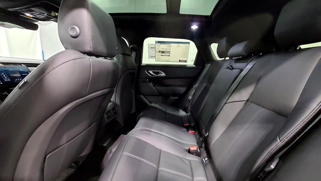 Used 2026 Land Rover Range Rover Velar Dynamic SE SUV