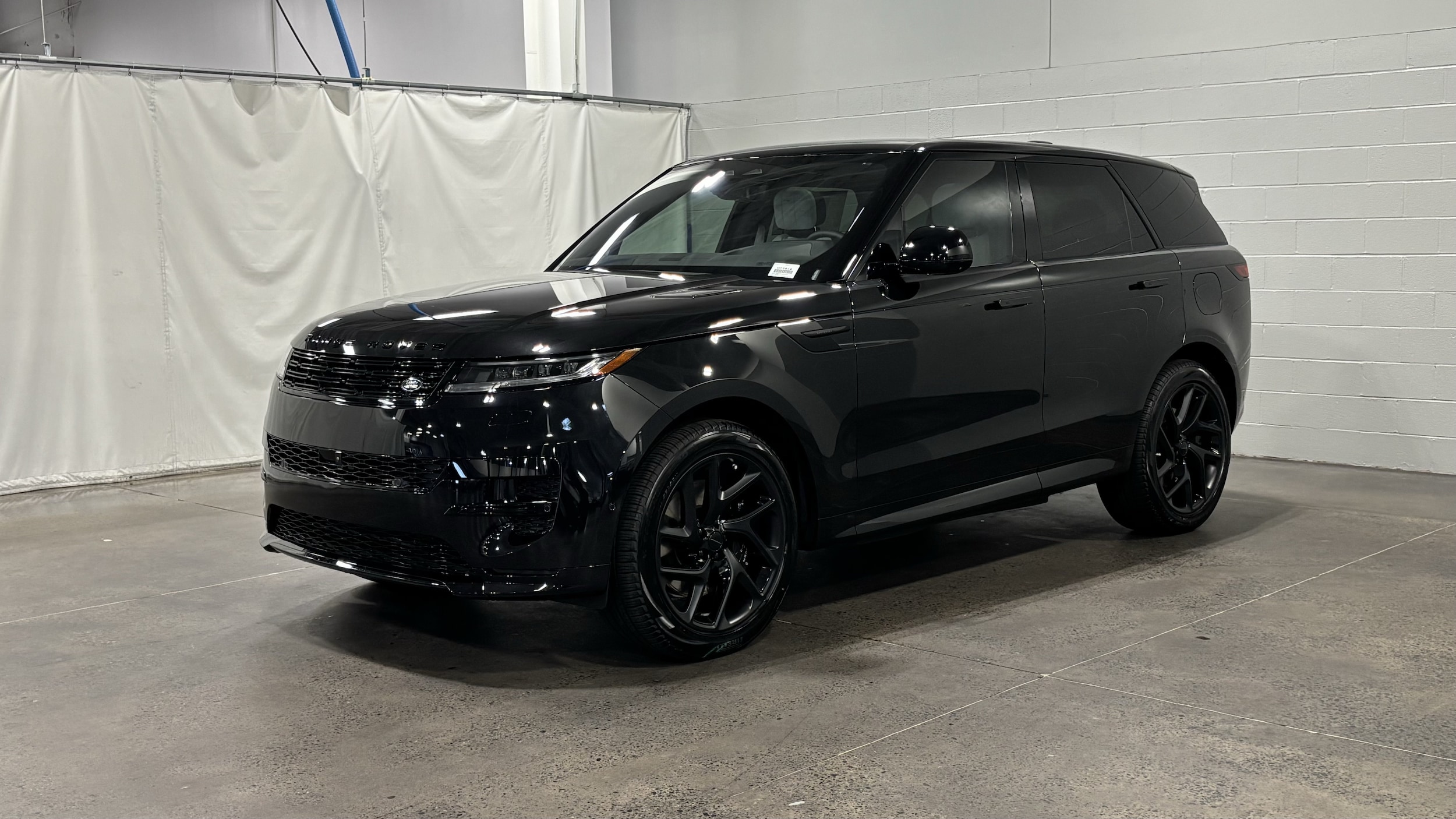 2027 Land Rover Range Rover Sport Battersea Edition