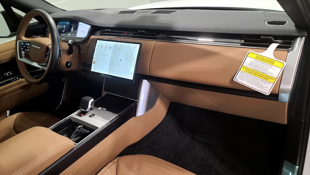 New 2026 Land Rover Range Rover SE SUV