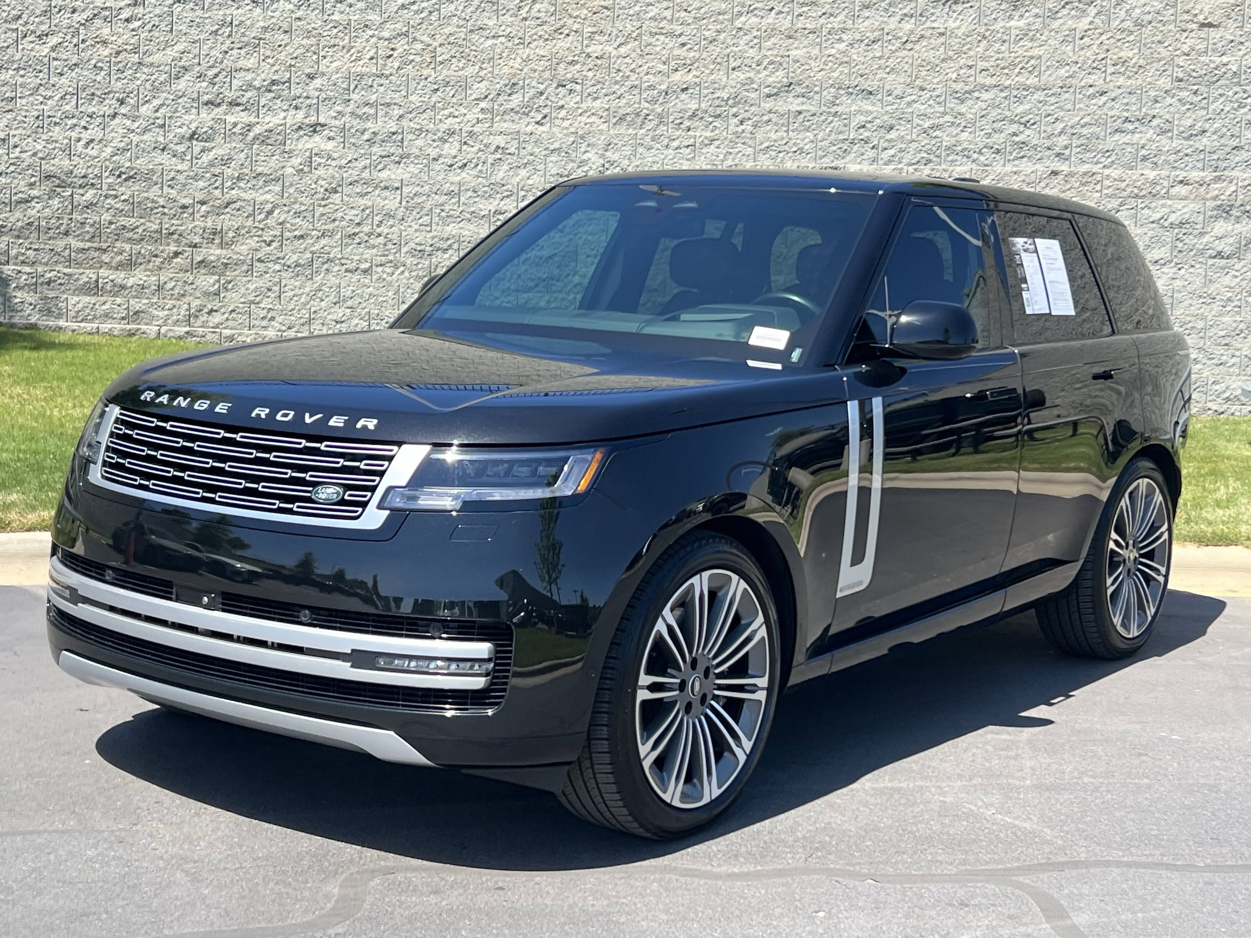 2024 Land Rover Range Rover 4.4 Autobiography SWB's photo