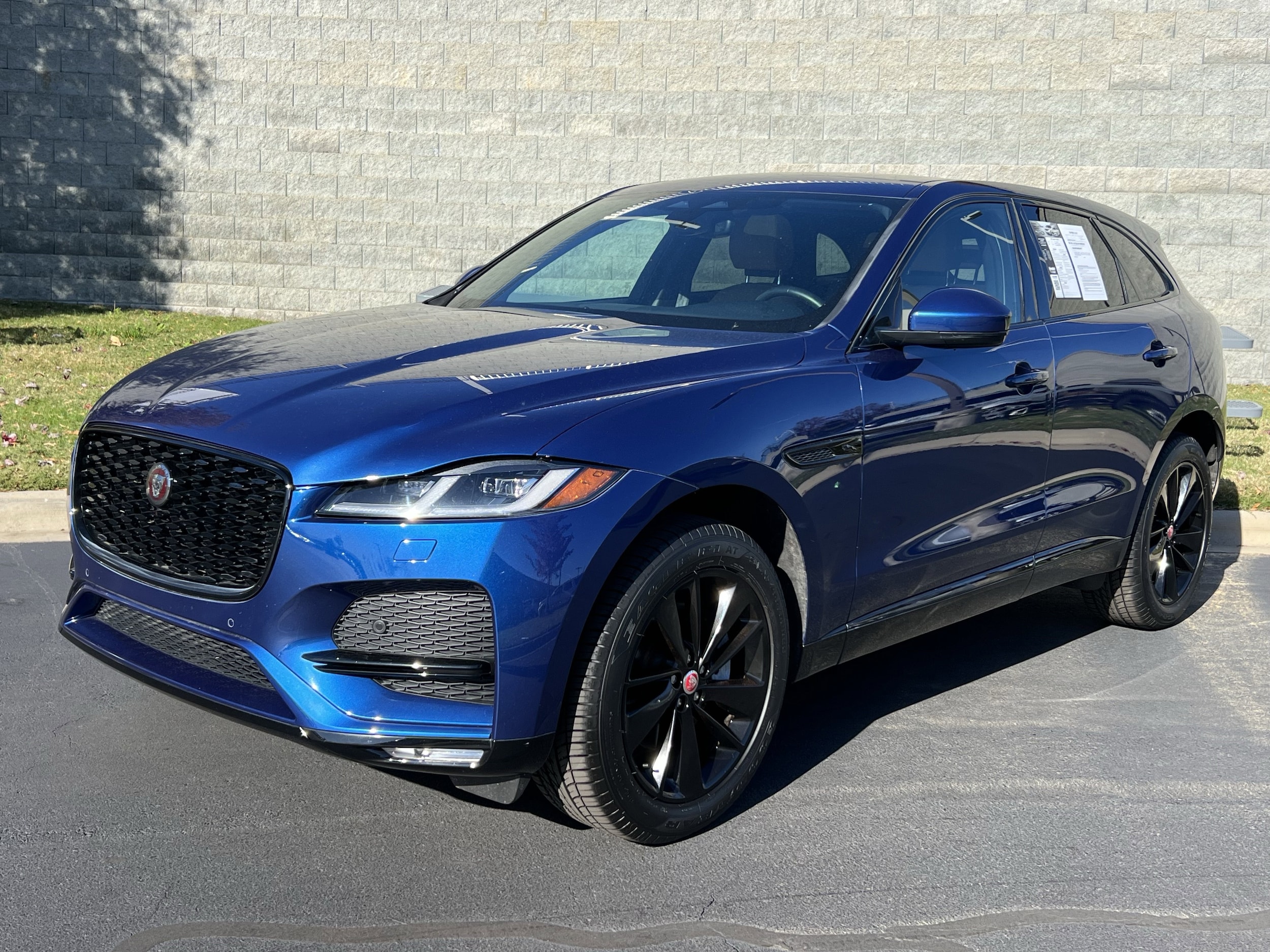 2023 Jaguar F-Pace S's photo