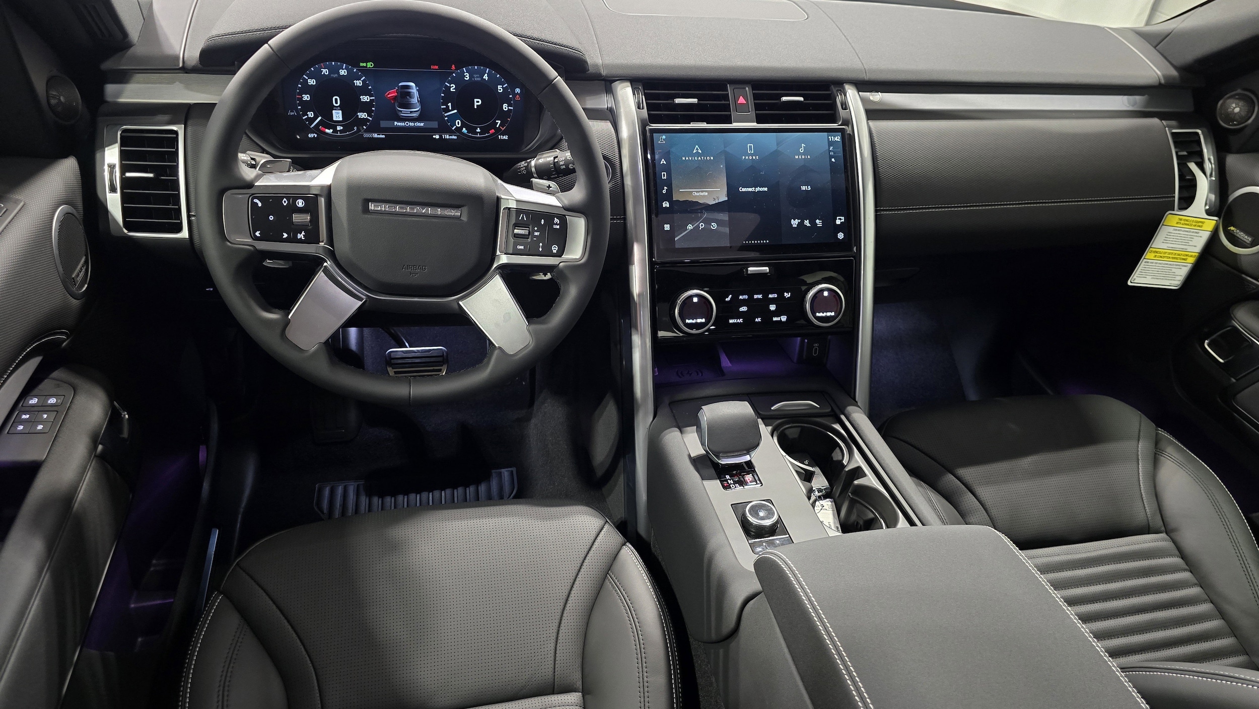 2026 Land Rover Discovery Gemini Edition photo 4