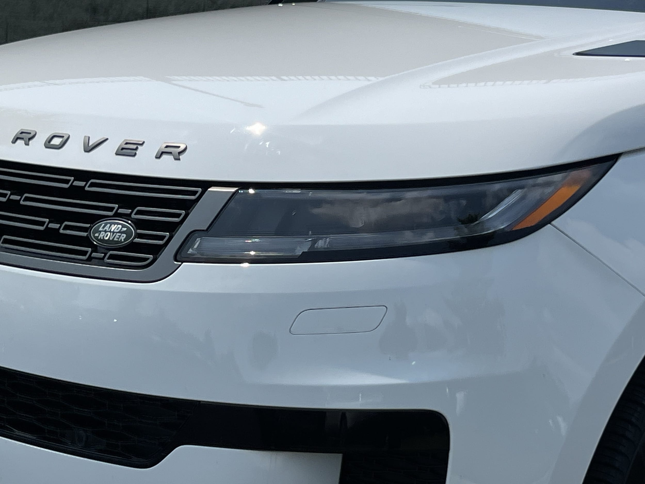 2024 Land Rover Range Rover Sport SE