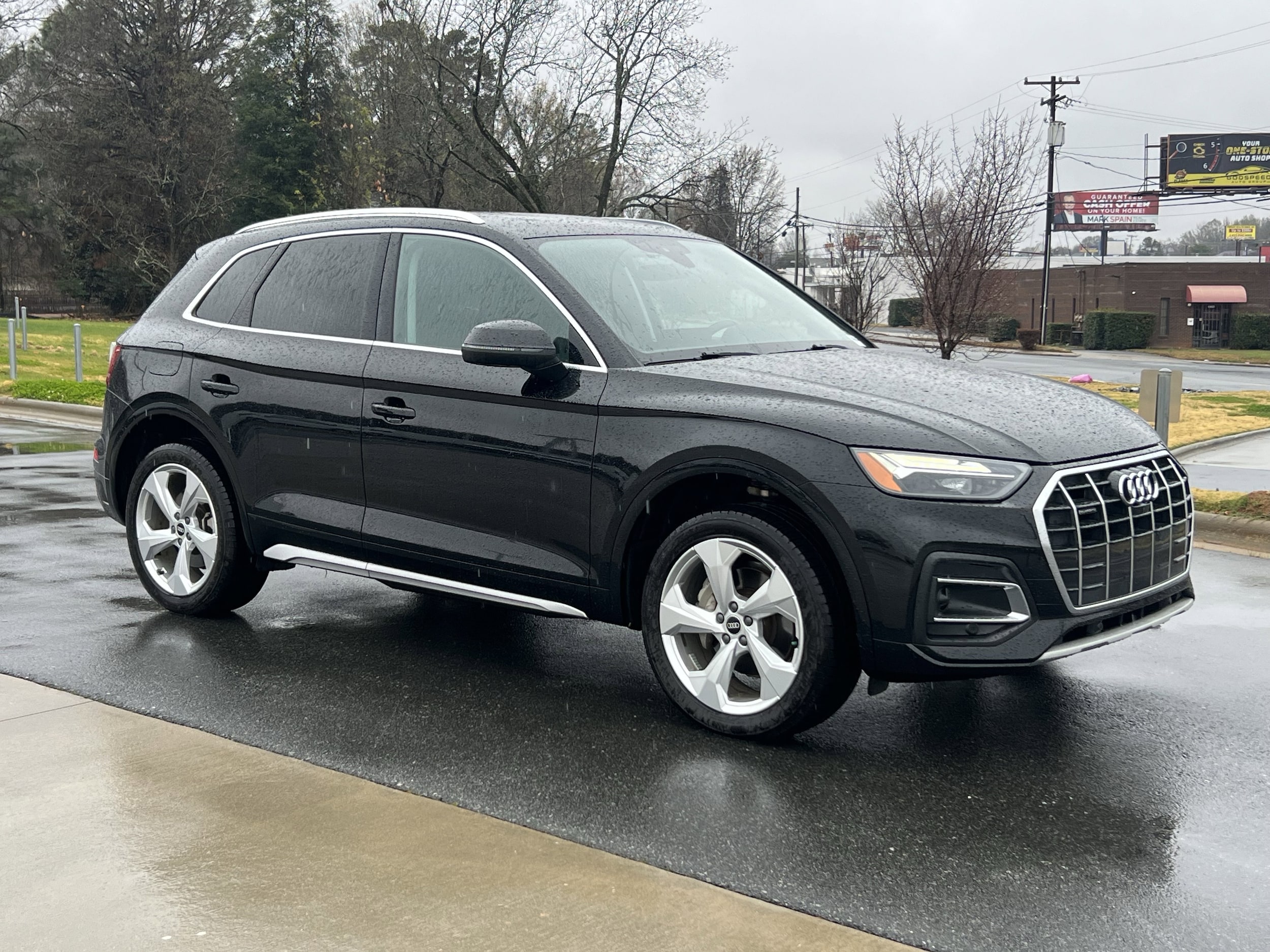 2021 Audi Q5 Premium Plus's photo