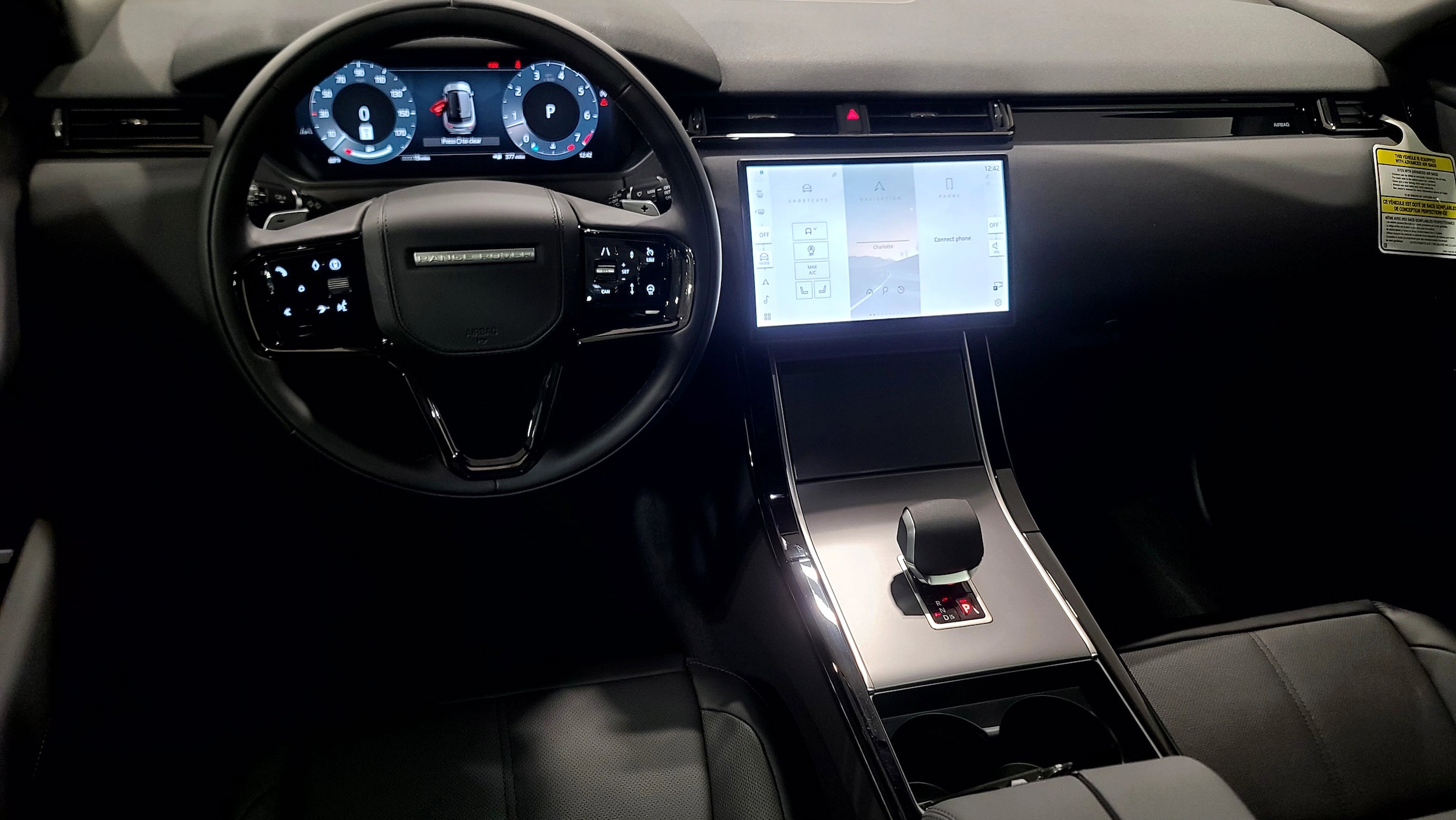 2026 Land Rover Range Rover Velar S photo 4