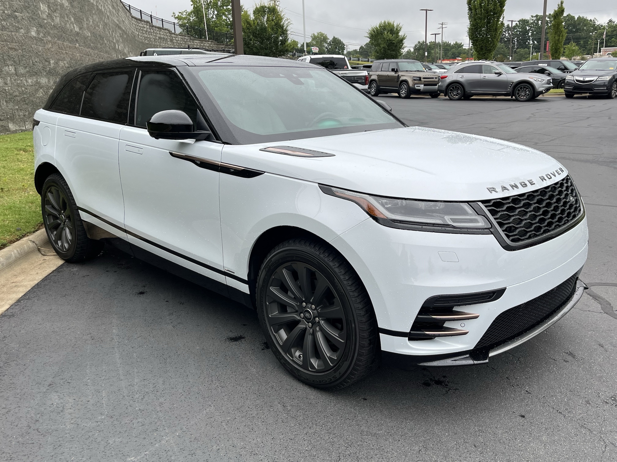 Land Rover Range Rover Velar R-Dynamic S