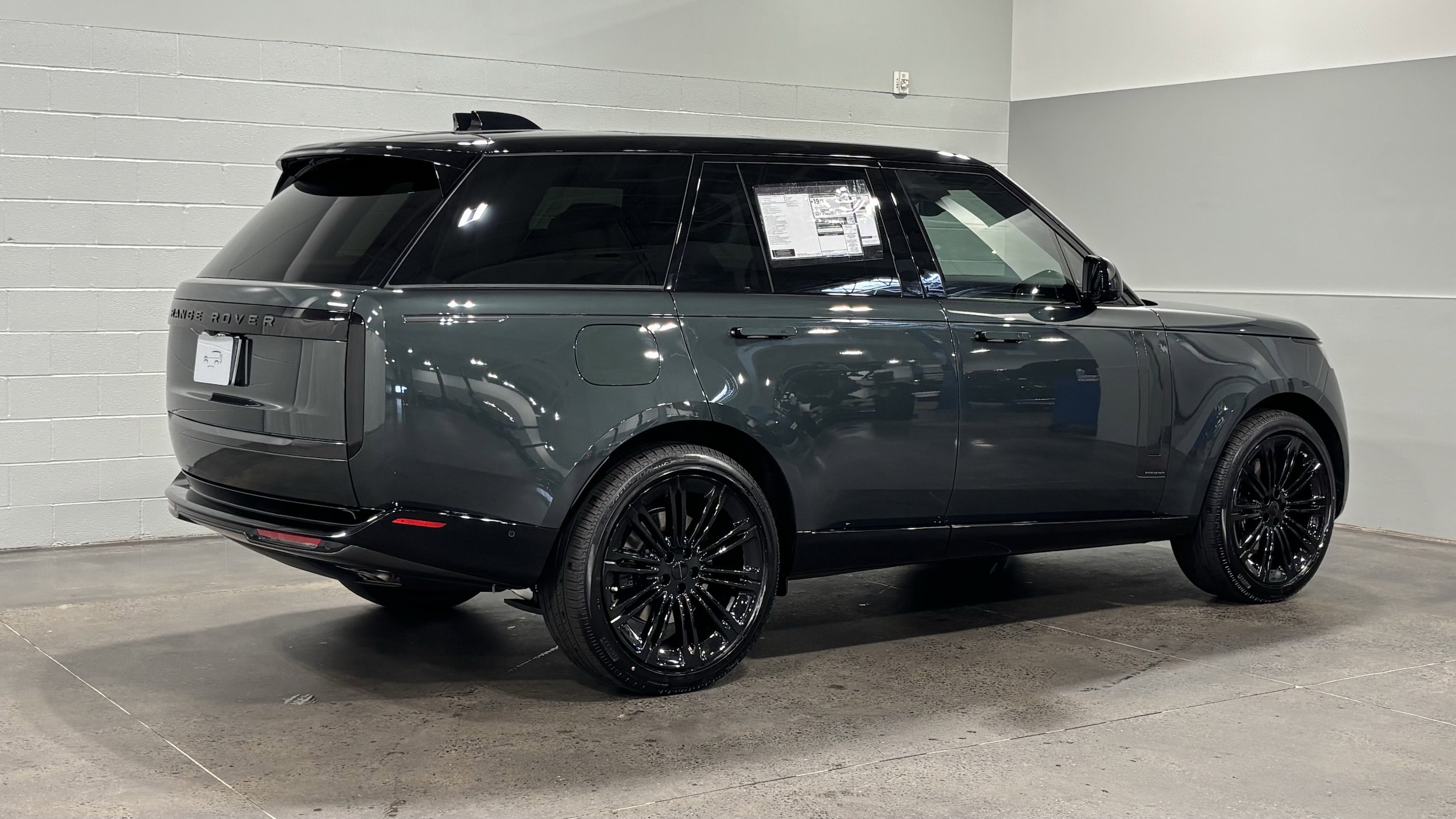 2026 Land Rover Range Rover 4.4 Autobiography SWB's photo