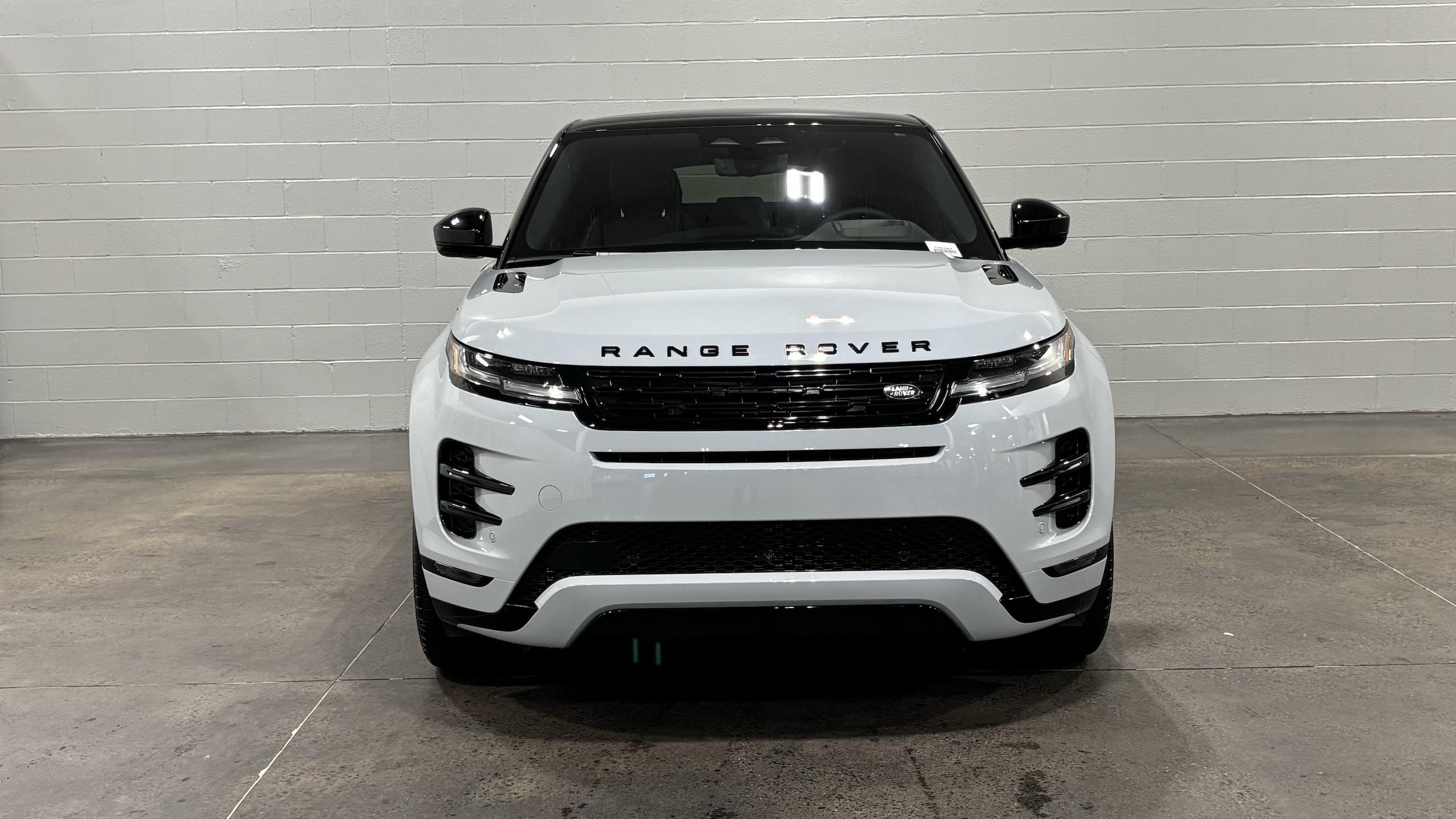 2026 Land Rover Range Rover Evoque Hoxton Edition