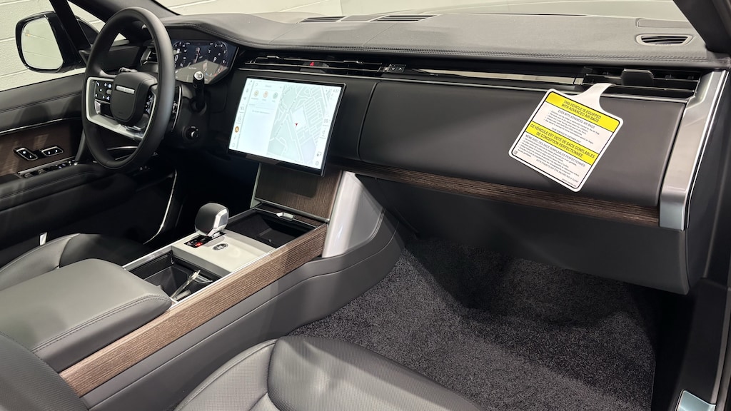 New 2026 Land Rover Range Rover SE SUV