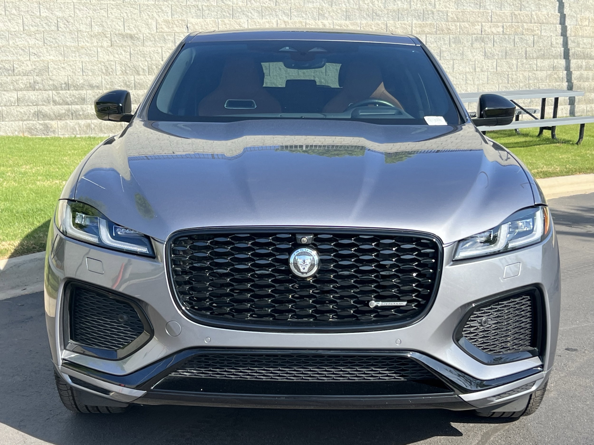 2025 Jaguar F-PACE R-Dynamic S photo 3