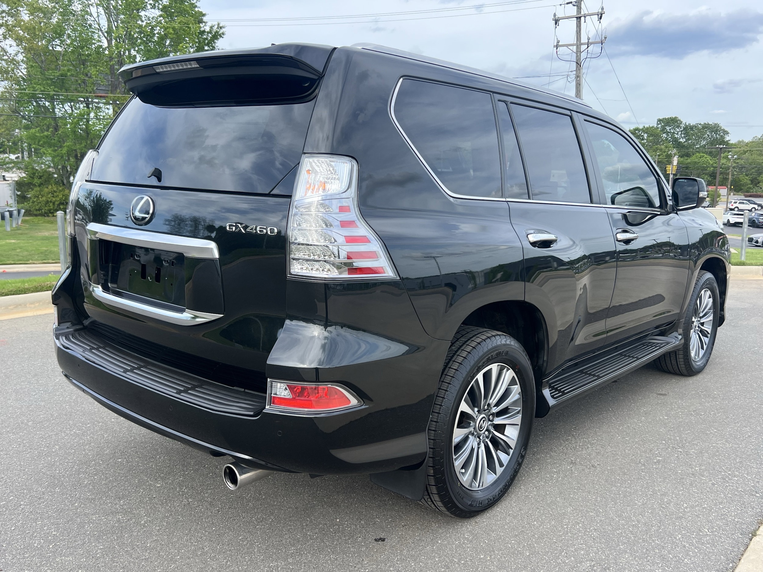 2023 LEXUS GX 460 Luxury photo 6