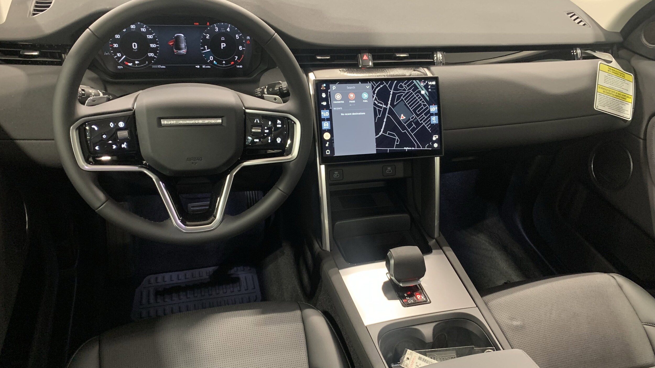 2025 Land Rover Discovery Sport S photo 4