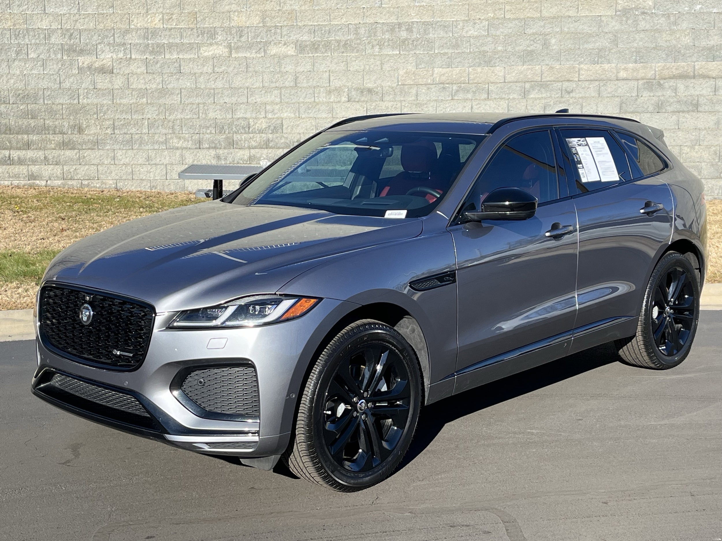 2025 Jaguar F-PACE R-Dynamic S