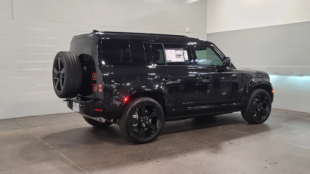 New 2026 Land Rover Defender 110 X-Dynamic SE SUV
