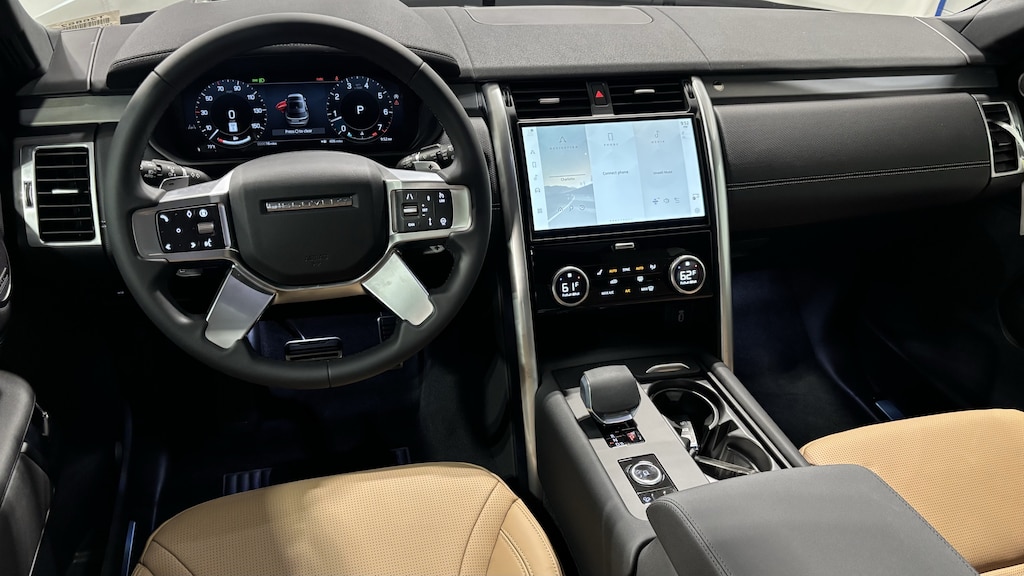 New 2026 Land Rover Discovery Dynamic SE SUV