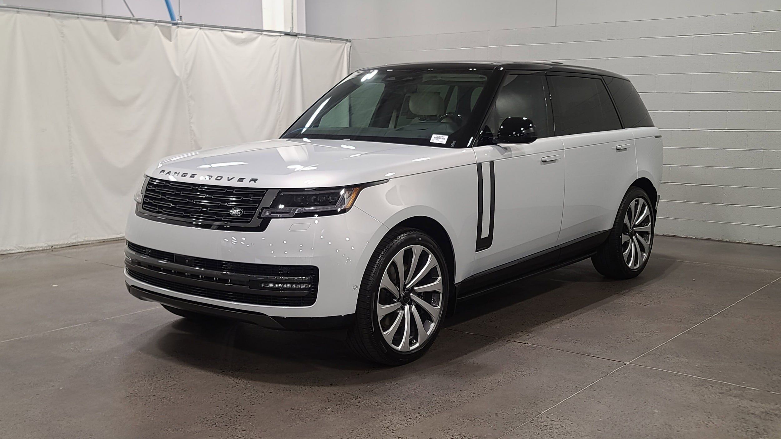 2026 Land Rover Range Rover Autobiography's photo