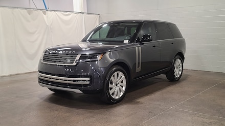 2026 Land Rover Range Rover SE SUV