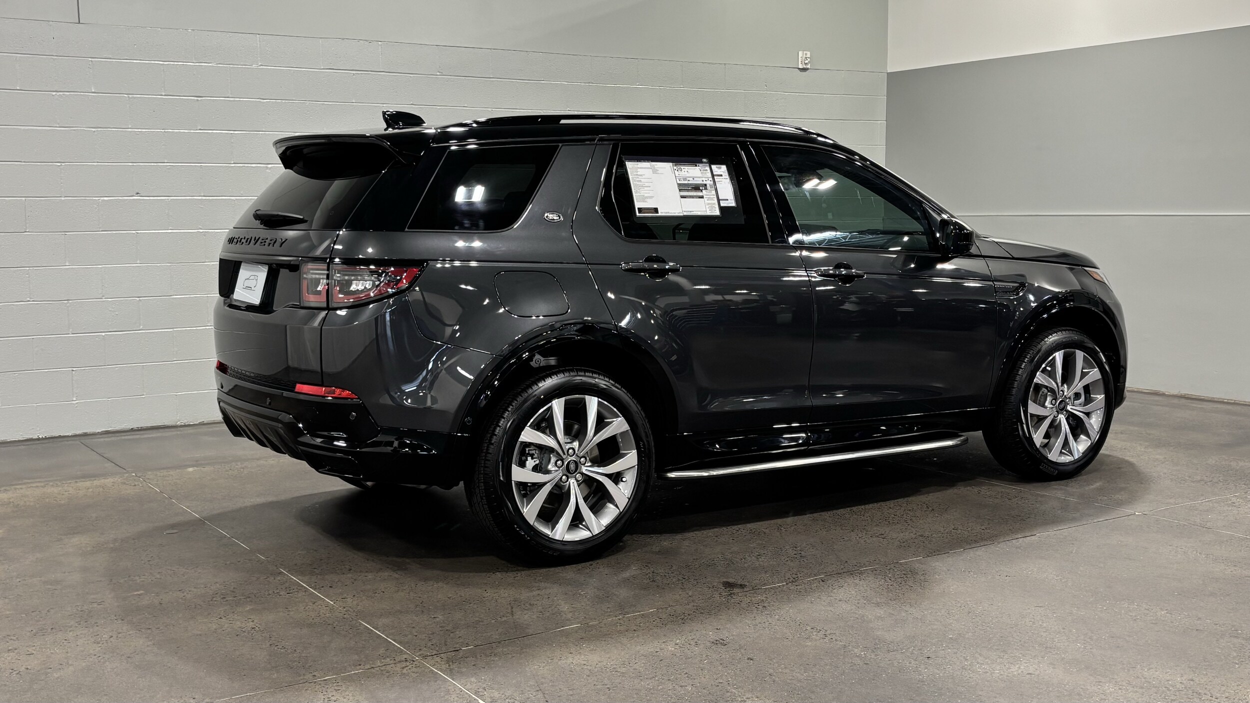 2026 Land Rover Discovery Sport Landmark