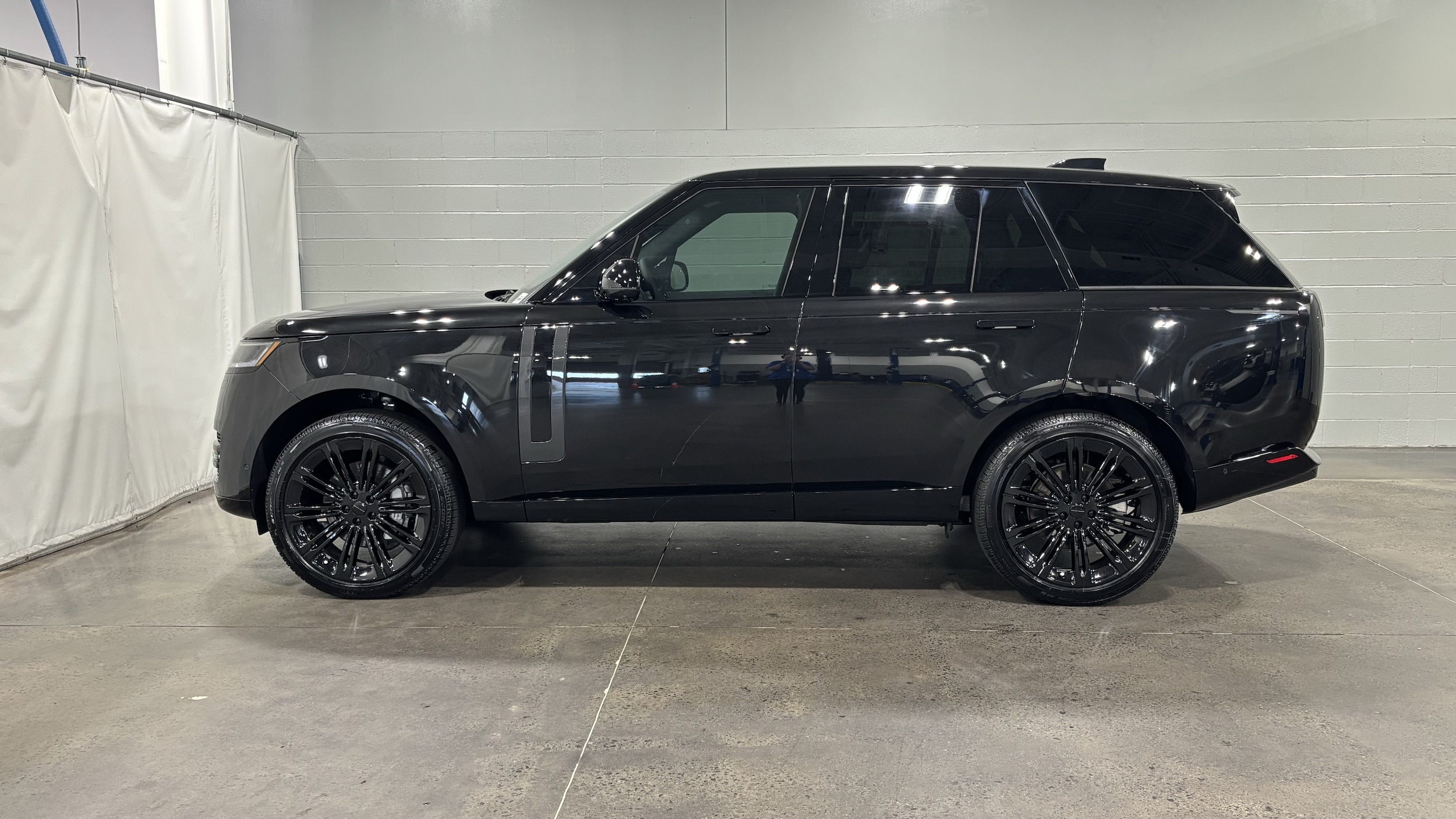 2026 Land Rover Range Rover SE
