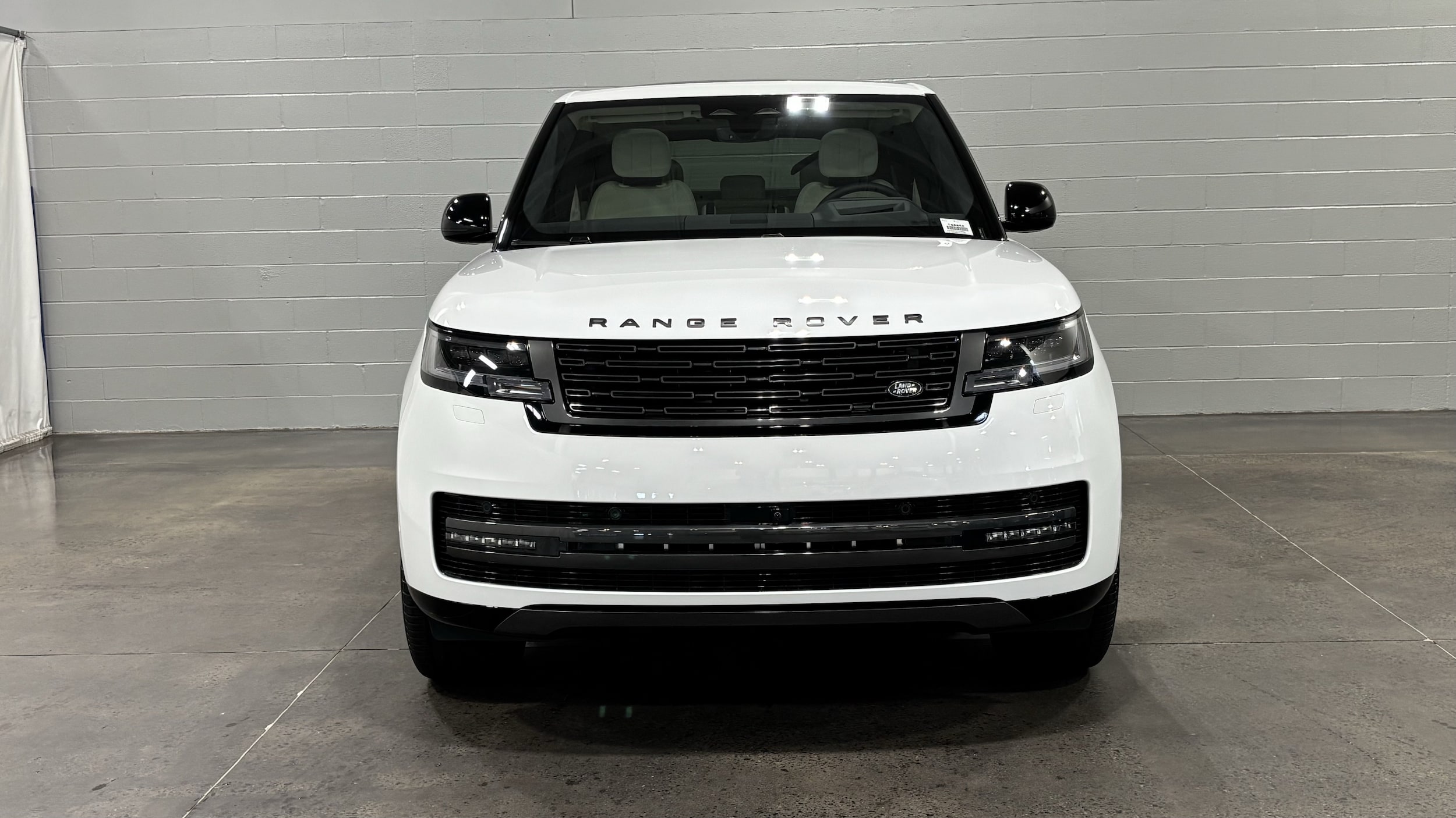 2026 Land Rover Range Rover SE