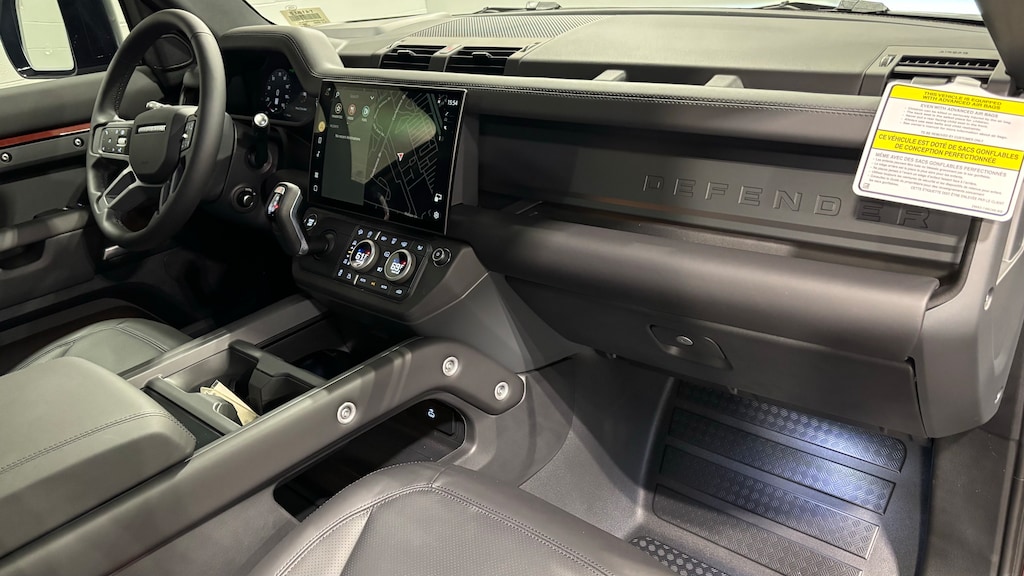 New 2026 Land Rover Defender 130 X-Dynamic SE SUV