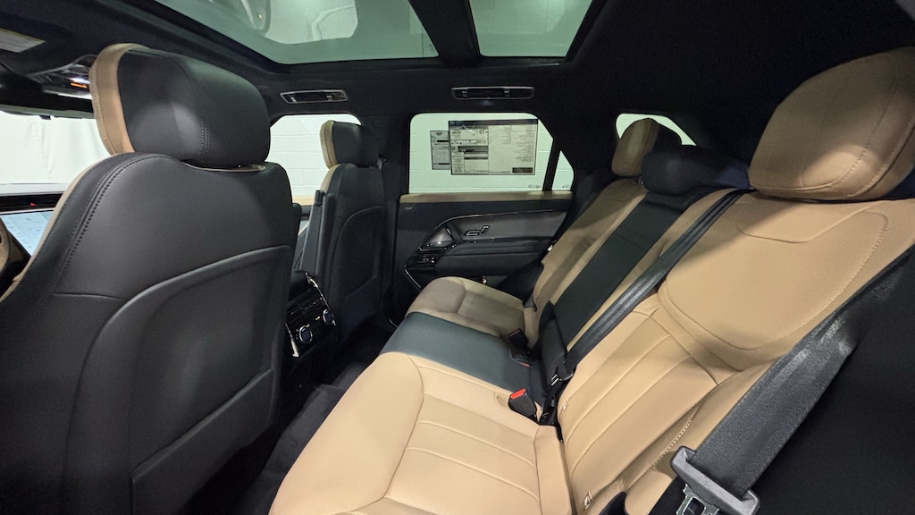 New 2026 Land Rover Range Rover Sport Dynamic SE SUV
