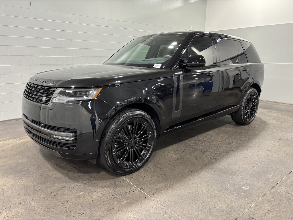New 2026 Land Rover Range Rover SE LWB 7-Seats / V8 SUV