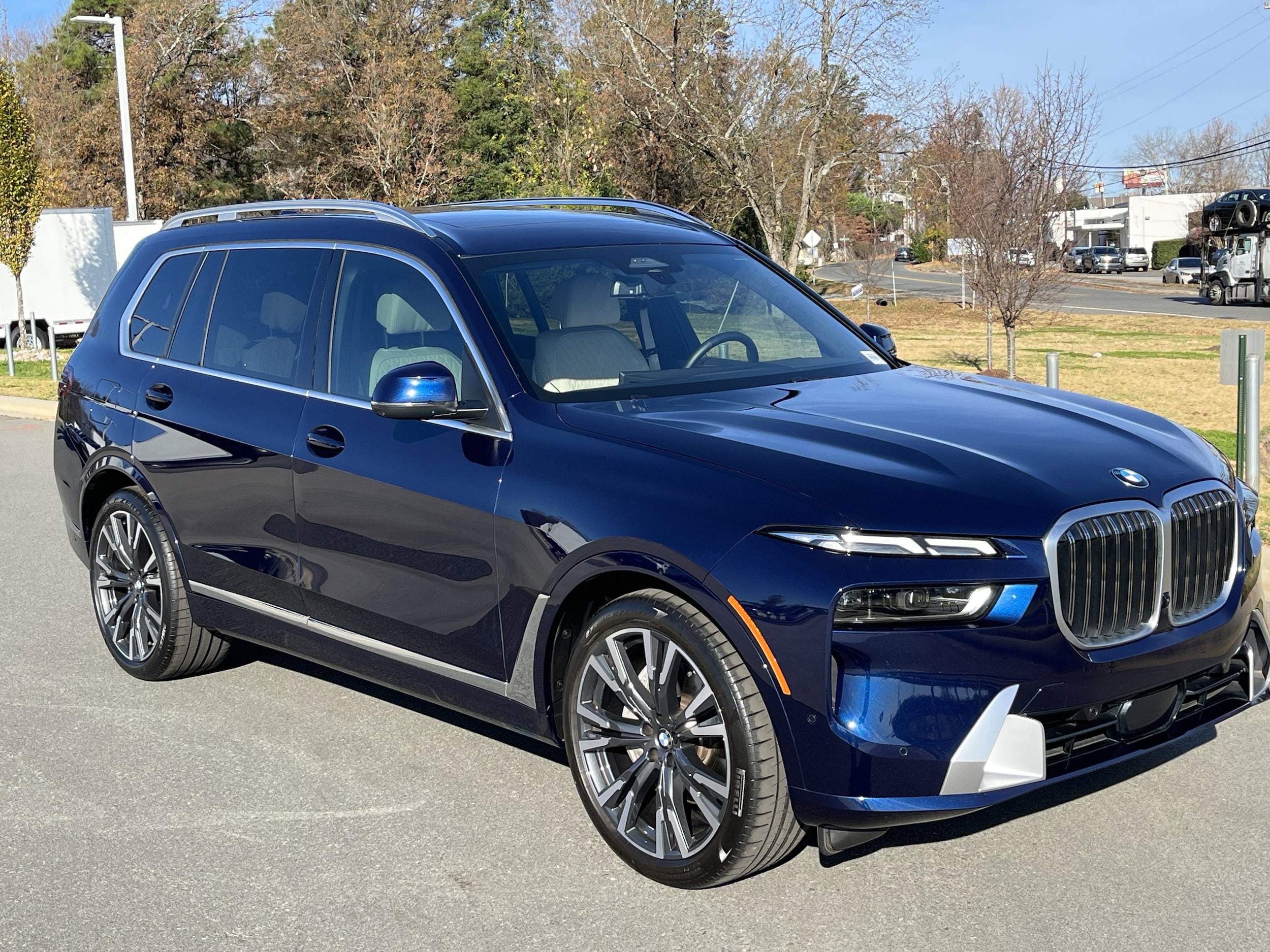 2024 BMW X7 40i's photo